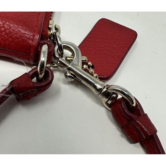 Coach Vintage Red Wristlet Wallet Pebbles Leather Zip Up Strap Stagecoach - Picture 6 of 10
